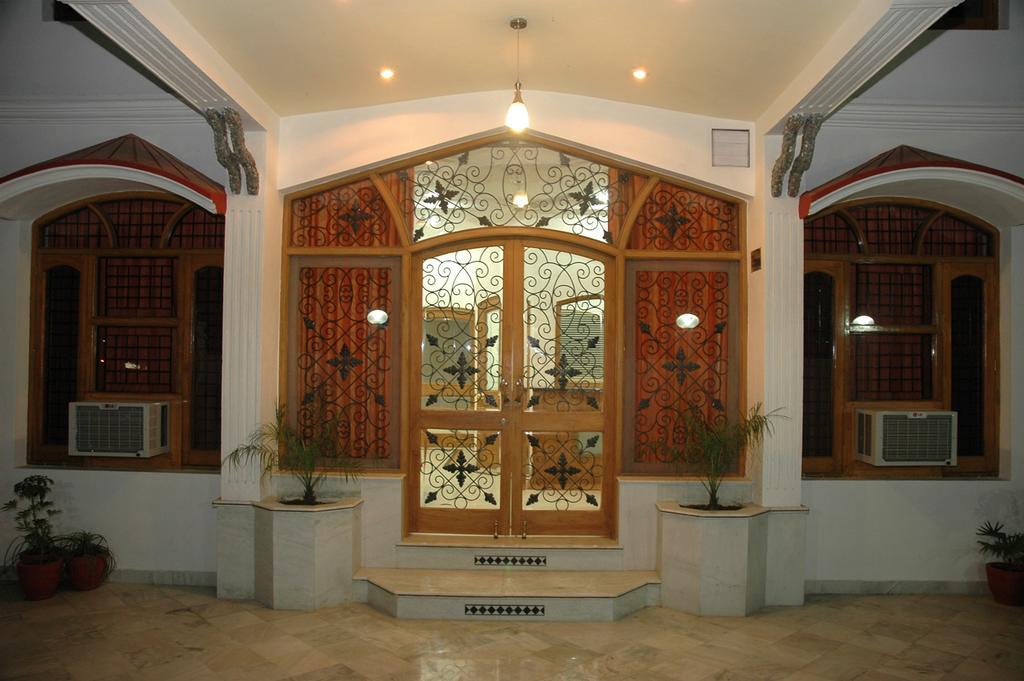 Hotel Ishan Villa Amritsar Buitenkant foto