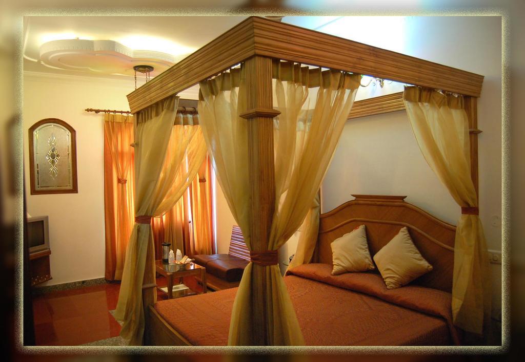 Hotel Ishan Villa Amritsar Buitenkant foto