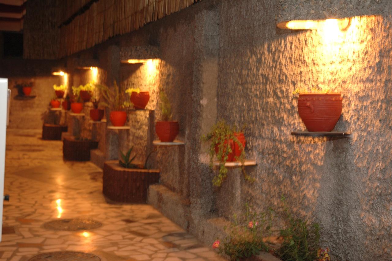 Hotel Ishan Villa Amritsar Buitenkant foto